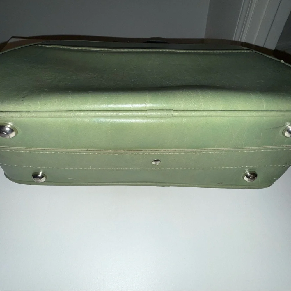 Vintage Green Women's faux leather tote Bag